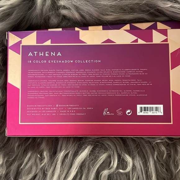 18 COLOR EYESHADOW SET- Athena- by Bad Habit - Highly pigmented like Huda Beauty - Picture 7 of 8